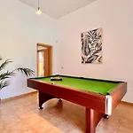Family Villa *